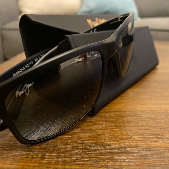 Maui Jim Men's and Women's POKOWAI Arch Polarized Rectangular Sunglasses - Picture 8 of 9